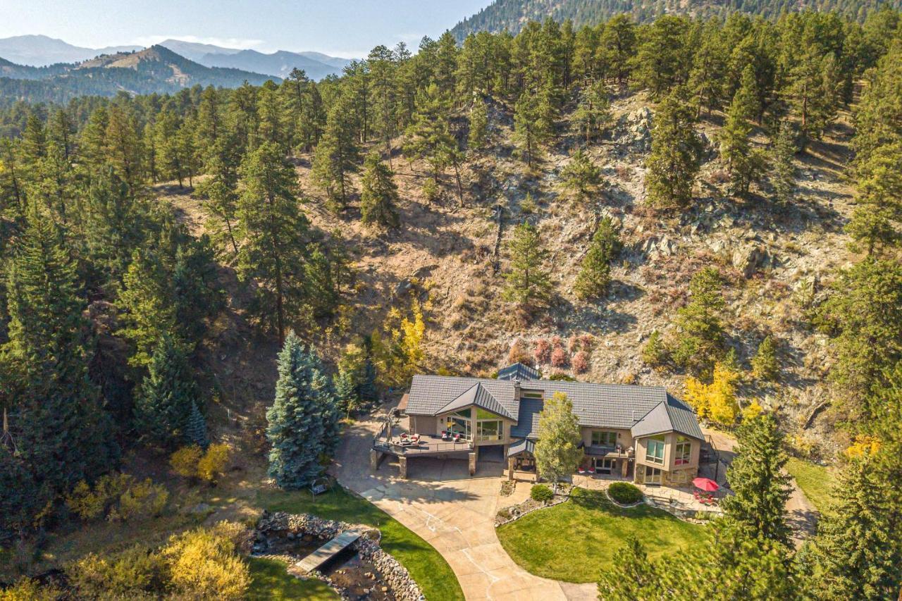 Stunning Evergreen Mountain Home On Private Stream Exterior photo